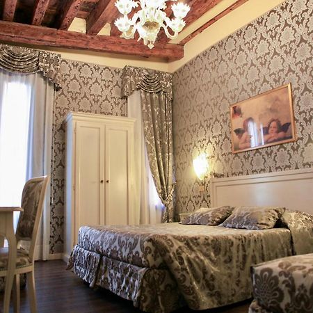 Hotel Bridge Venezia Esterno foto