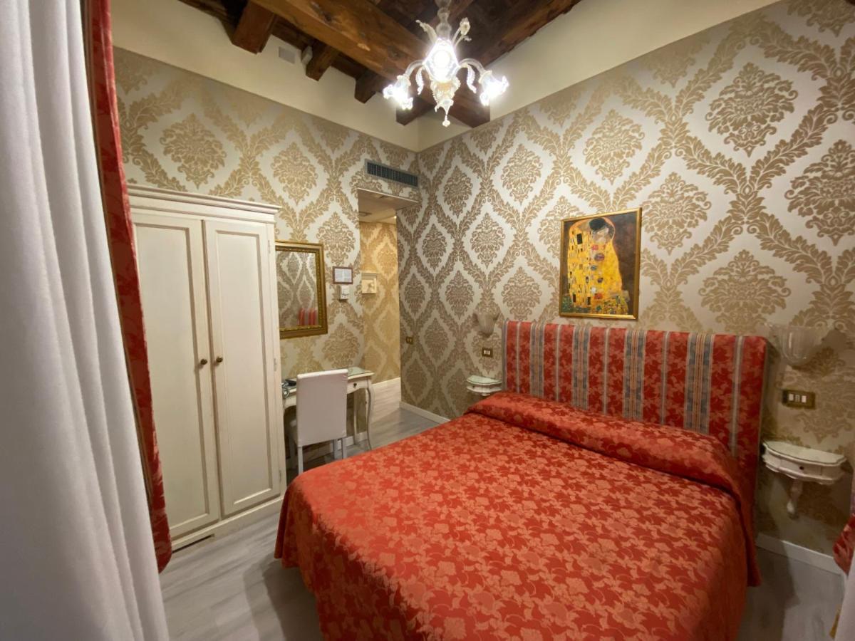 Hotel Bridge Venezia Esterno foto